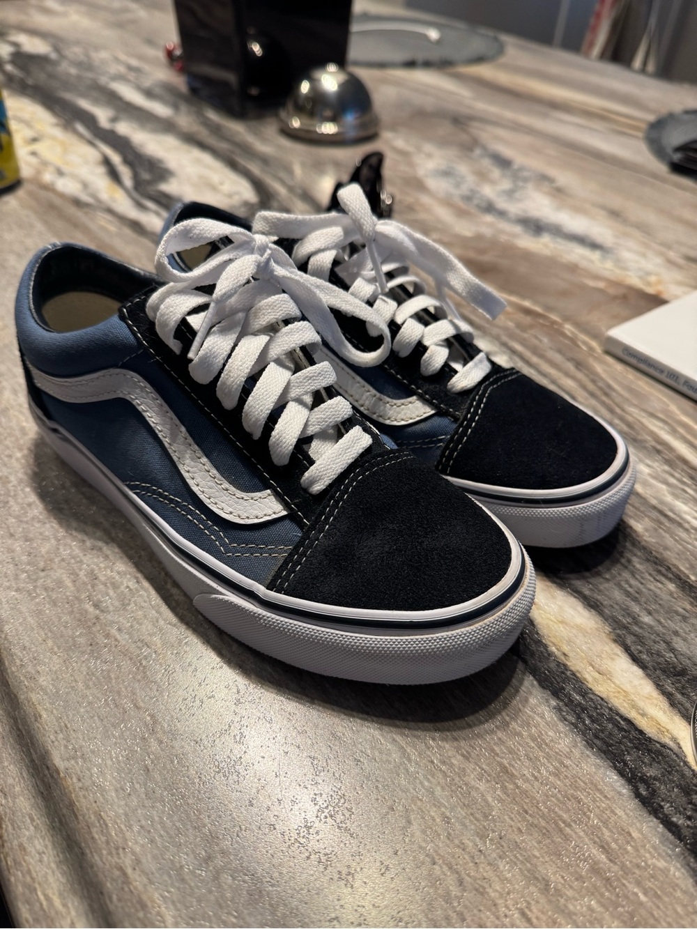 Vans Old Skool Navy Blue Suede Canvas Sneakers Women’s 5.5 / Men’s 4